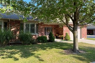 Bungalow for Sale, 21 Bayfield Mews Lane, Bayfield, ON