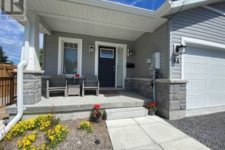 Semi-Detached House for Rent, 9a Lake Street #Lower, Prince Edward County (Picton), ON