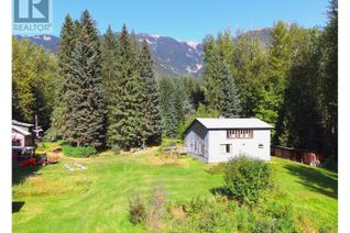 House for Sale, 8613 16 Highway, Dunster, BC