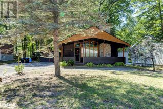 Log Home/Cabin for Sale, 76 29th Street N, Wasaga Beach, ON