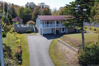 Detached House for Sale, 1975 Queen Elizabeth Drive, Bathurst, NB