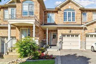 Freehold Townhouse for Sale, 530 Ainsworth Dr, Newmarket, ON