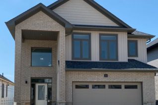 Detached House for Sale, 7966 FALLON Dr #21, Lucan Biddulph, ON