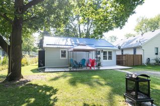 Bungalow for Sale, 7811 Ken St W, Plympton-Wyoming, ON