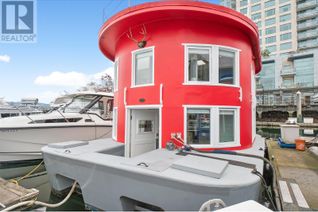 Detached House for Sale, 1525 Coal Harbour Quay #B17, Vancouver, BC