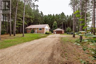 Bungalow for Sale, 1151 Locksley Road, Pembroke, ON