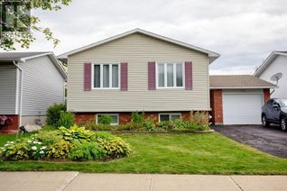 Raised Ranch-Style House for Sale, 185 Garden Street, Pembroke, ON