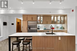 Condo Apartment for Sale, 50 Bartlett Avenue #Th16, Toronto (Dovercourt-Wallace Emerson-Junction), ON