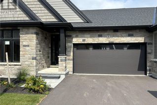 Condo Townhouse for Sale, 8 Peachtree Lane, Niagara-on-the-Lake, ON