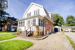 House for Sale, 35 Mckeough Avenue, Chatham, ON