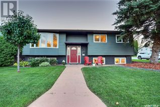 House for Sale, 203 Wathaman Court, Saskatoon, SK