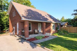 Detached House for Sale, 105 Boundary Road, Chatsworth, ON