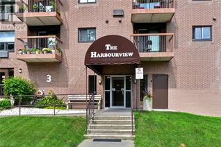 Condo Apartment for Sale, 3 Apple Street #810, Brockville, ON