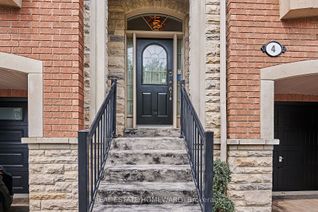 Townhouse for Sale, 4 Isaac Devins Ave, Vaughan, ON