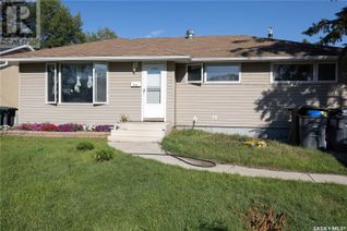 Detached House for Sale, 814 W Avenue N, Saskatoon, SK