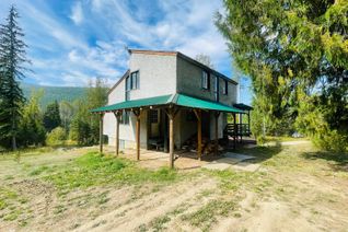 House for Sale, 7826 Highway 3, Yahk, BC