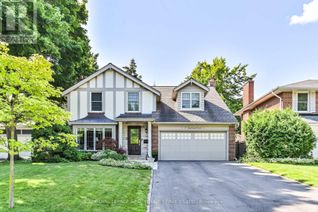 Property for Sale, 17 Kingsborough Crescent, Toronto (Willowridge-Martingrove-Richview), ON