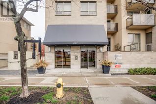 Condo for Rent, 4 Elsinore Path #810, Toronto (New Toronto), ON