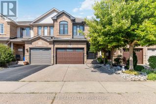 Freehold Townhouse for Sale, 2097 Redstone Crescent, Oakville (West Oak Trails), ON