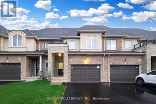 Freehold Townhouse for Sale, 94 Pinot Crescent, Hamilton (Fruitland), ON