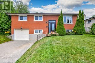 Detached House for Sale, 613 Glen Forrest Boulevard, Waterloo, ON