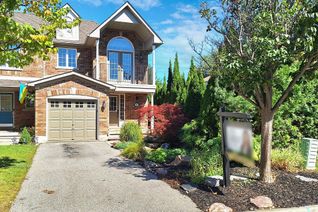 Townhouse for Sale, 8 Cape Breton Crt, Richmond Hill, ON