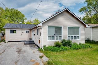 Detached House for Rent, 240 Royal Rd, Georgina, ON