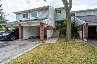 Condo Townhouse for Sale, 890 Limeridge Rd E #38, Hamilton, ON