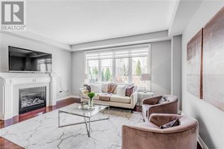 Freehold Townhouse for Sale, 3301 Stalybridge Drive, Oakville, ON