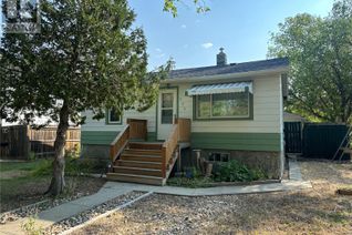 Bungalow for Sale, 693 Princess Street, Regina, SK