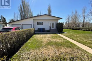 Bungalow for Sale, 302 2nd Avenue E, Blaine Lake, SK