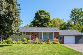 Detached House for Sale, 855 8th Avenue E, Owen Sound, ON