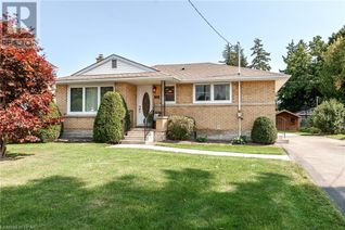 Detached House for Sale, 55 Earl Street, Stratford, ON