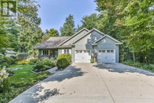 Property for Sale, 8342 Oakwood Drive, Lambton Shores, ON