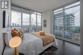 Condo Apartment for Sale, 121 Mcmahon Drive #2017, Toronto (Bayview Village), ON