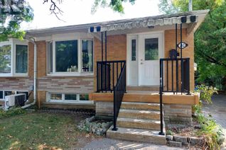 Bungalow for Rent, 262 Zelda Crescent #Upper, Richmond Hill (Crosby), ON