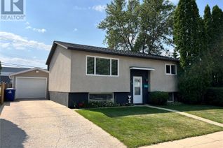 Detached House for Sale, 106 Ramsay Court, Saskatoon, SK