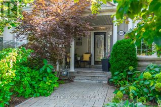 Freehold Townhouse for Sale, 3004 Richview Boulevard, Oakville (Palermo West), ON