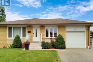 Detached House for Sale, 18 Ludstone Drive, Toronto (Willowridge-Martingrove-Richview), ON