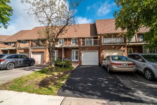 Freehold Townhouse for Sale, 5 ECCLESFIELD Dr, Toronto, ON