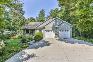 Bungalow for Sale, 8342 Oakwood Dr, Lambton Shores, ON