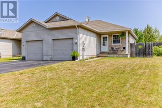 Freehold Townhouse for Sale, 18 Wilson Avenue, Petawawa, ON