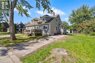 Semi-Detached House for Sale, 90 First Street, Welland, ON