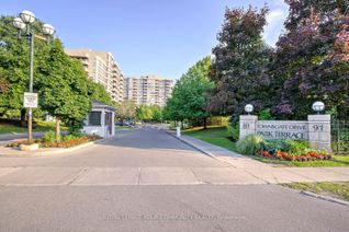 Condo Apartment for Sale, 91 Townsgate Dr #404, Vaughan, ON