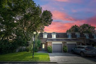 Townhouse for Sale, 150 South Service Rd #22, Mississauga, ON