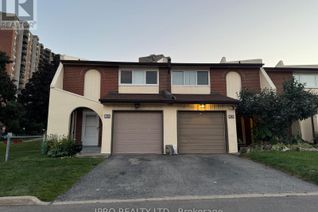 Condo Townhouse for Sale, 41 Mississauga Valley Boulevard E #35, Mississauga (Mississauga Valleys), ON