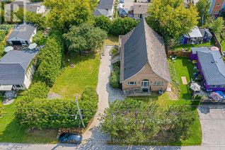 Bungalow for Sale, 21 Windsor Drive N, Whitchurch-Stouffville, ON