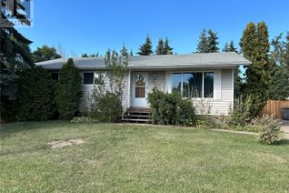 Bungalow for Sale, 1627 Mackenzie King Crescent, North Battleford, SK