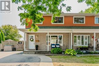 Semi-Detached House for Sale, 1442 Pineview Court, Cambridge, ON