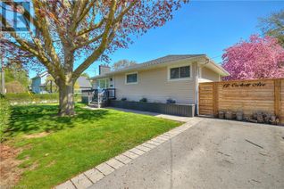 Bungalow for Sale, 12 Corbett Avenue, St. Catharines, ON